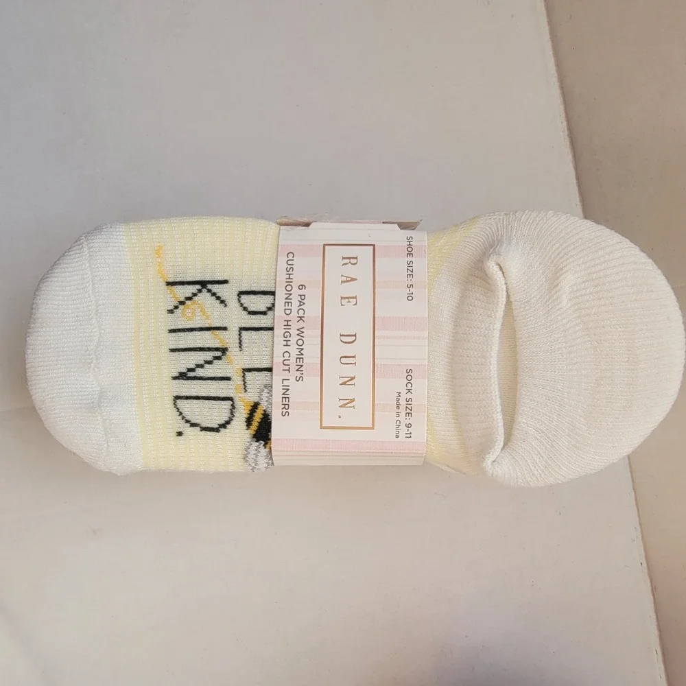 NWT Rae Dunn - Be Kind‎ Stay Kind 6 Pairs Cushioned Low Cut Socks Size 9-11